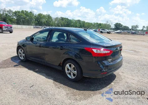 2013 Ford Focus Se z USA, uszkodzony, nr VIN 1FADP3F24DL261374